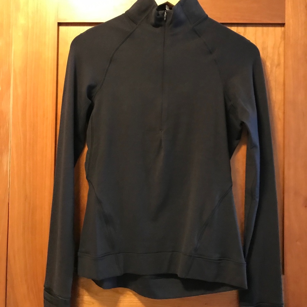 NWT Lululemon outrun the elements half zip lulu